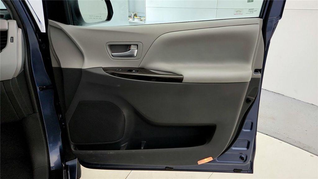 used 2016 Toyota Sienna car, priced at $21,985