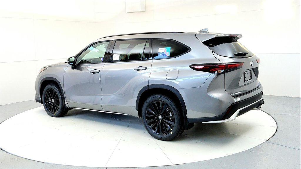 new 2026 Toyota Highlander car, priced at $49,903