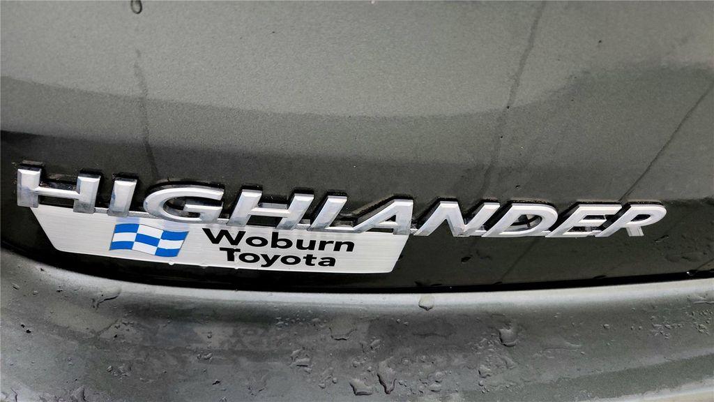 used 2019 Toyota Highlander car, priced at $34,195