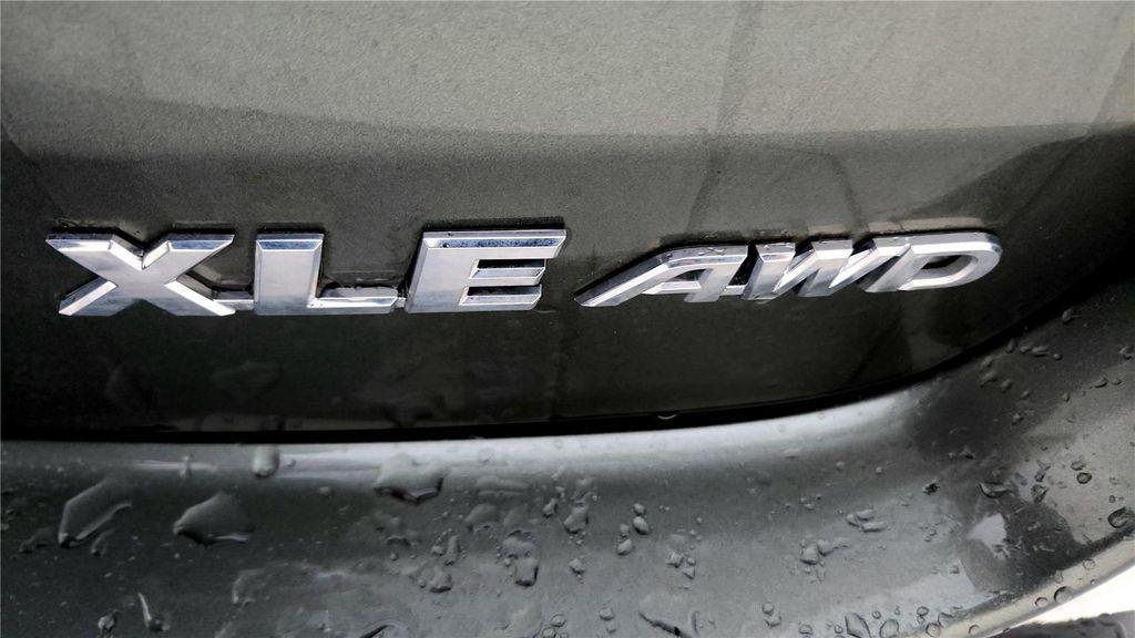 used 2019 Toyota Highlander car, priced at $34,195