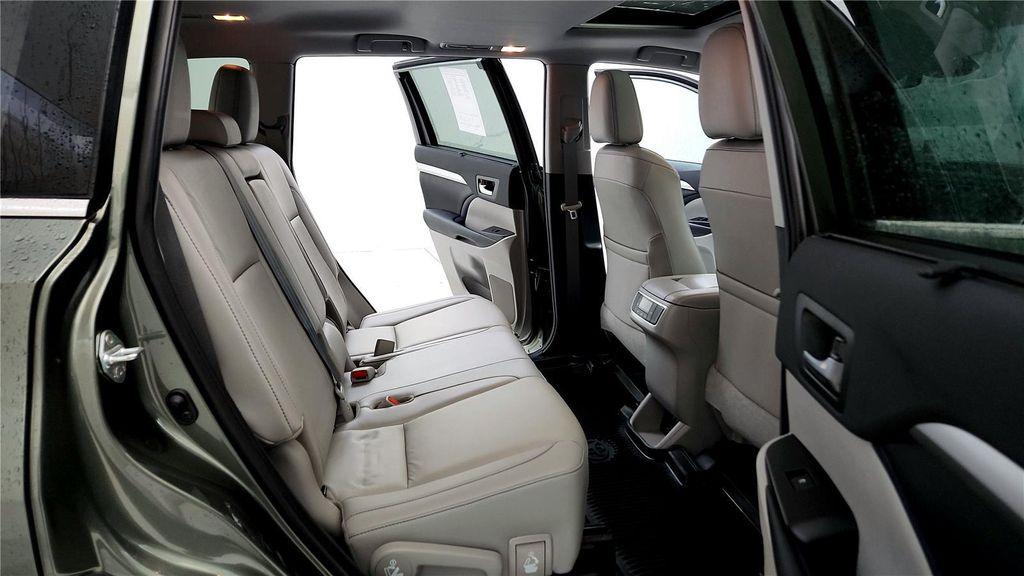 used 2019 Toyota Highlander car, priced at $34,195