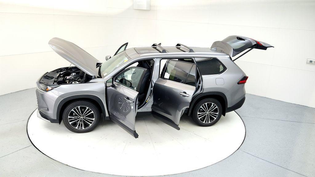 used 2025 Toyota Grand Highlander Hybrid car, priced at $57,572