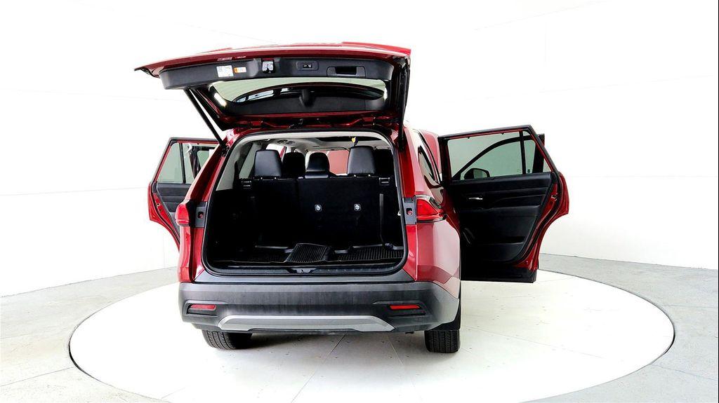 used 2025 Toyota Grand Highlander car, priced at $49,485