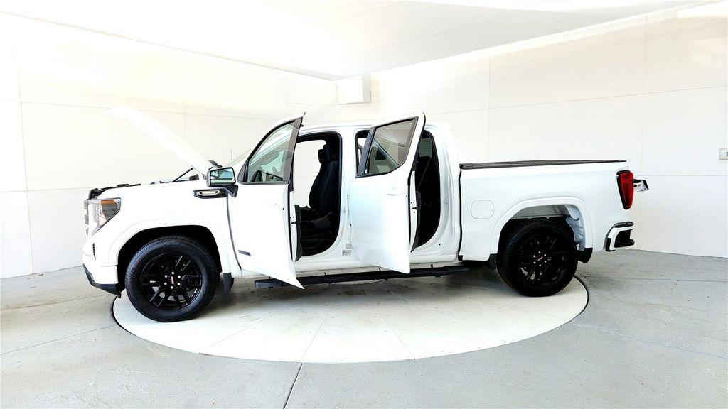 used 2025 GMC Sierra 1500 car, priced at $46,295