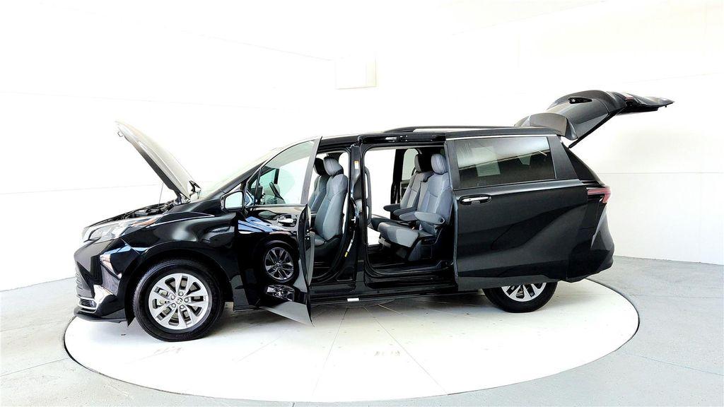 used 2024 Toyota Sienna car