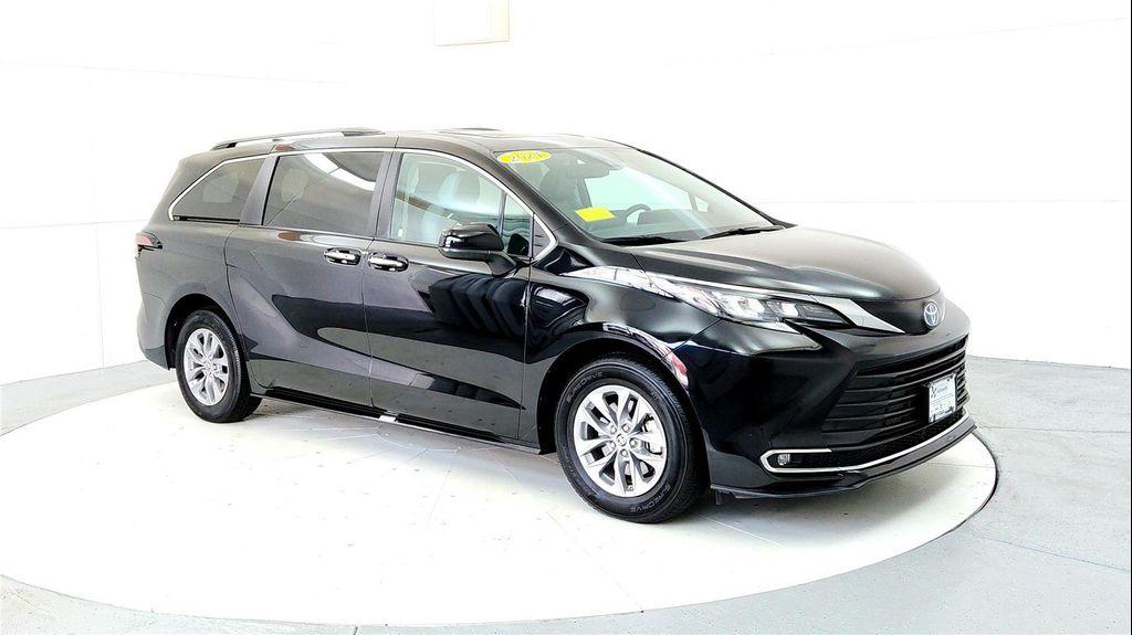 used 2024 Toyota Sienna car