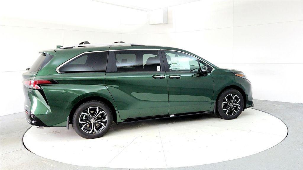 new 2026 Toyota Sienna car, priced at $63,383