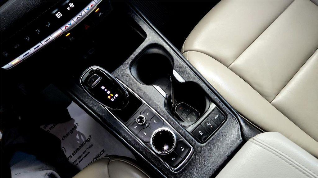 used 2021 Cadillac XT4 car, priced at $21,485