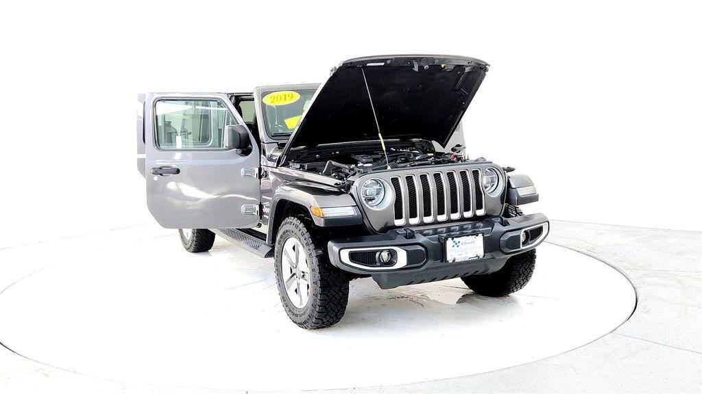 used 2019 Jeep Wrangler Unlimited car, priced at $25,495