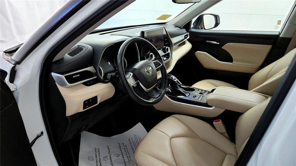 used 2023 Toyota Highlander car, priced at $36,485