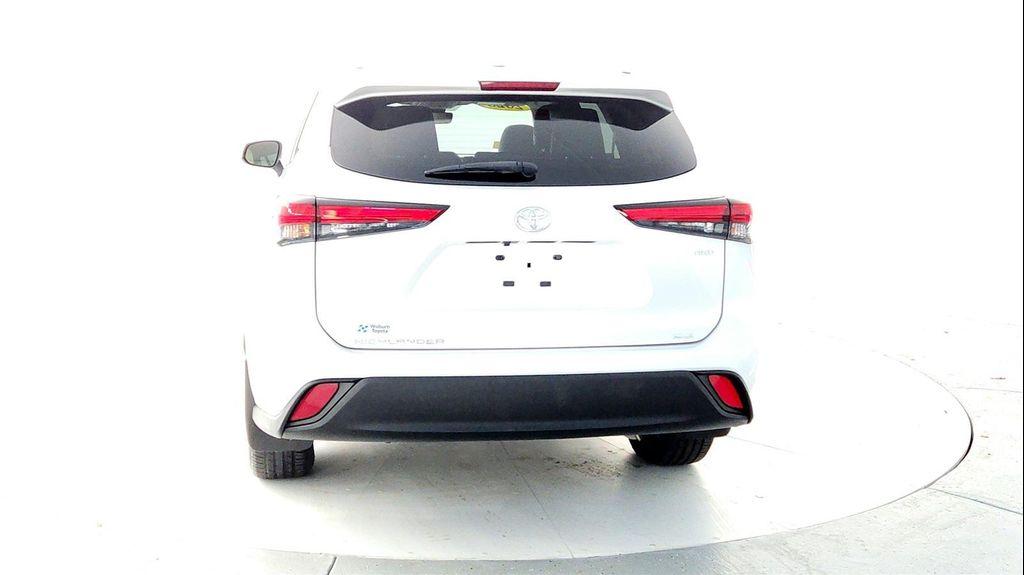 used 2023 Toyota Highlander car, priced at $36,485