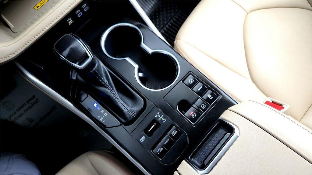 used 2023 Toyota Highlander car, priced at $36,485