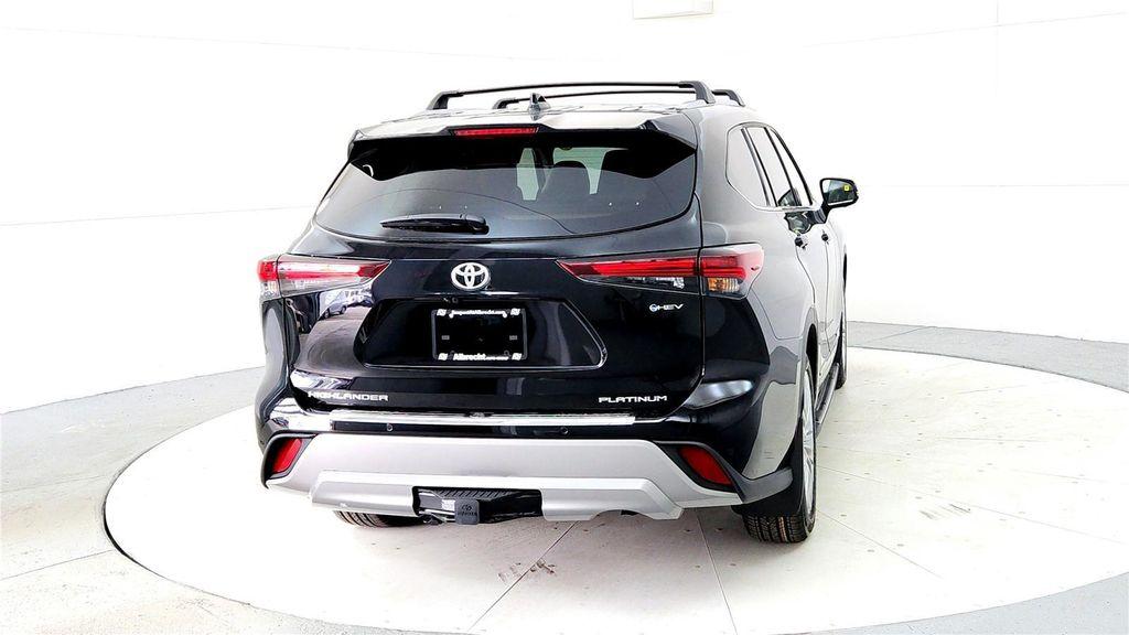 new 2026 Toyota Highlander Hybrid car, priced at $60,055