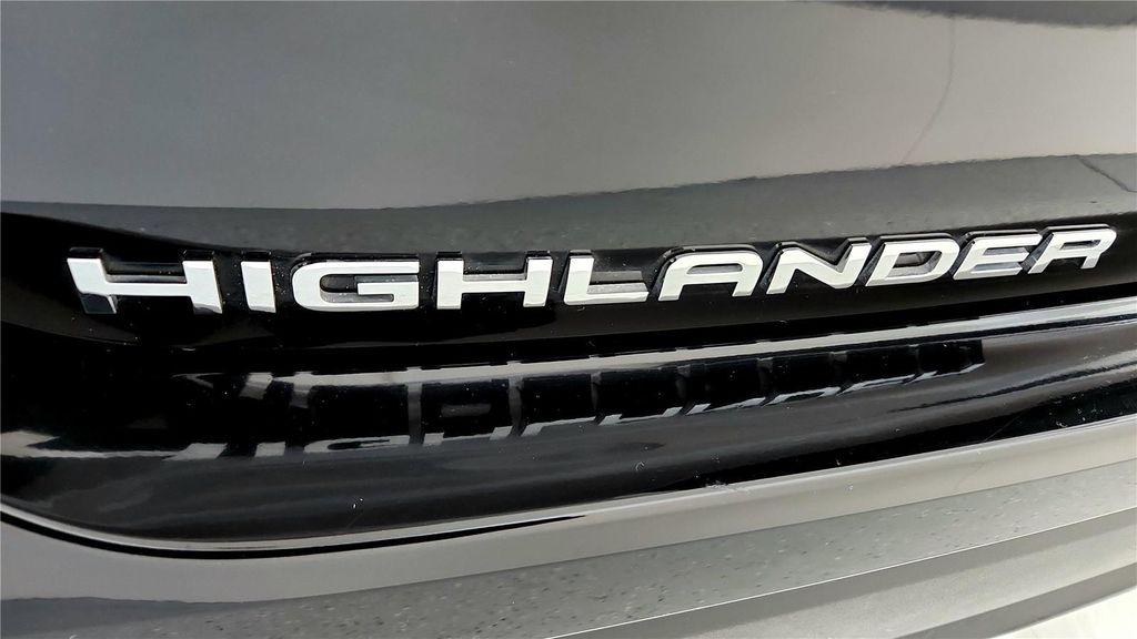 used 2024 Toyota Highlander car, priced at $39,485