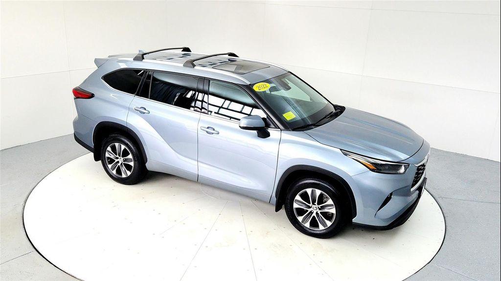 used 2022 Toyota Highlander car, priced at $33,695