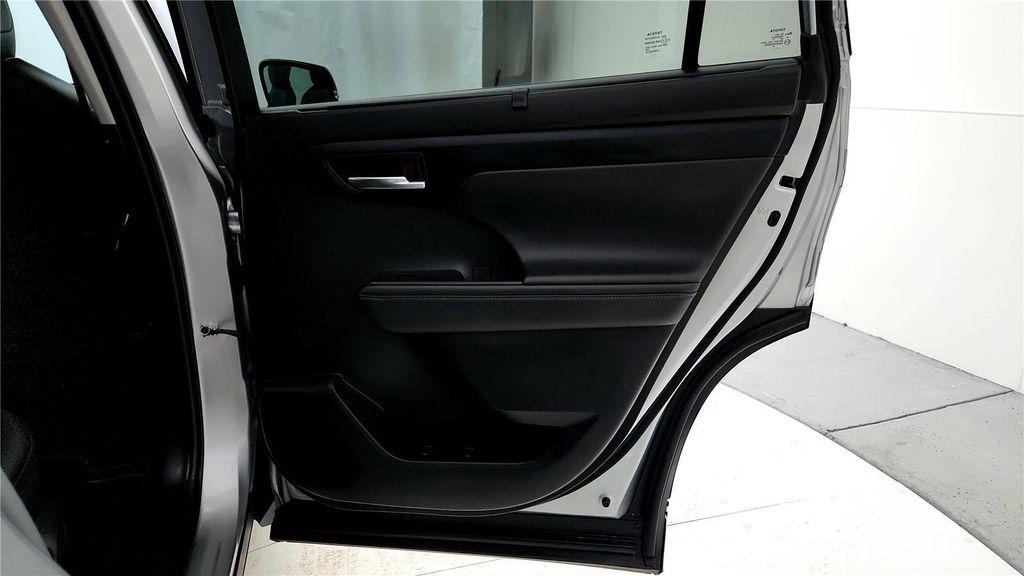 used 2022 Toyota Highlander car, priced at $38,985