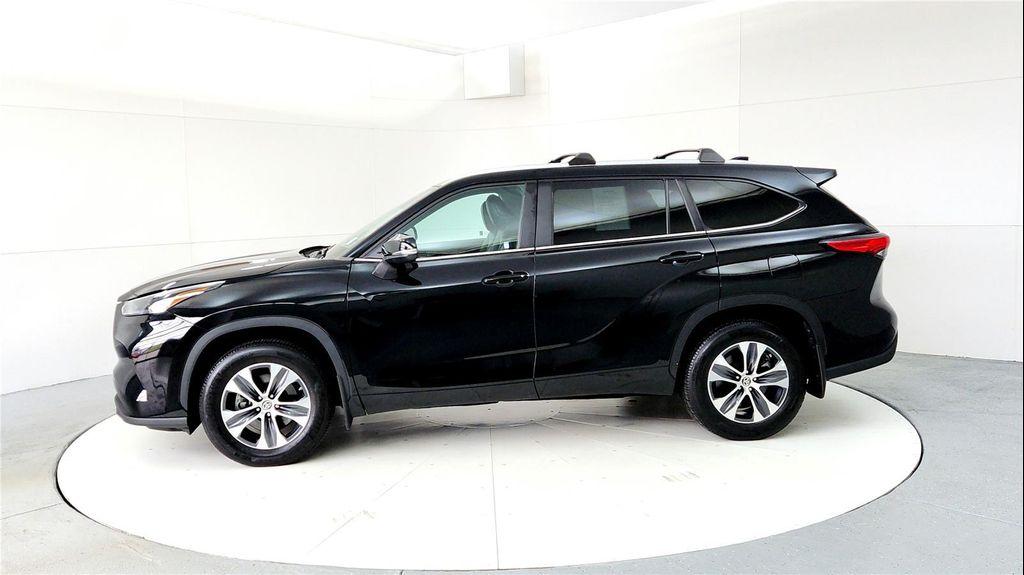 used 2023 Toyota Highlander car, priced at $38,985