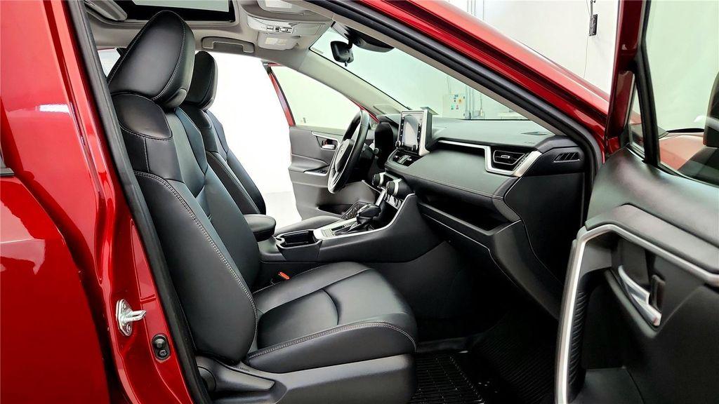 used 2020 Toyota RAV4 car, priced at $28,485