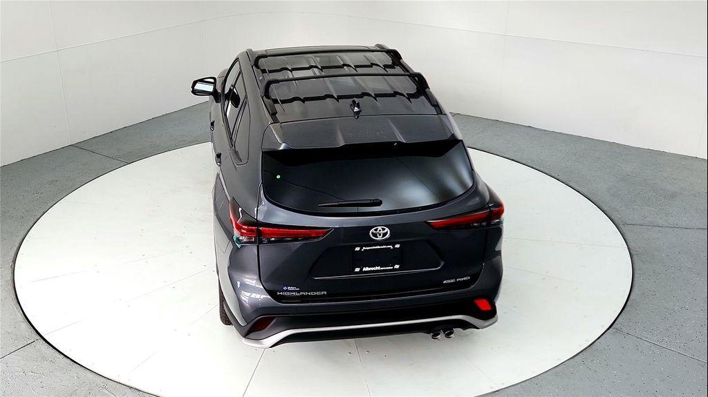 used 2023 Toyota Highlander car, priced at $40,985