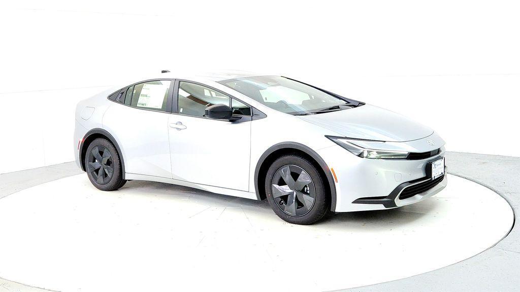 new 2026 Toyota Prius Plug-In Hybrid car, priced at $34,365