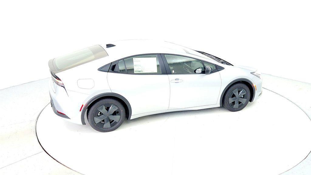 new 2026 Toyota Prius Plug-In Hybrid car, priced at $34,365