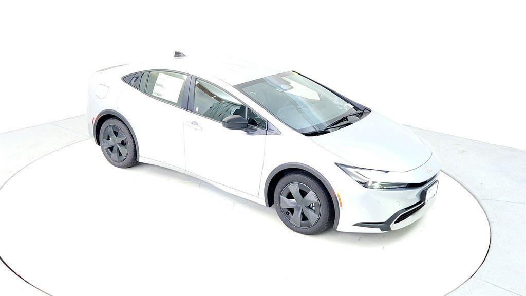 new 2026 Toyota Prius Plug-In Hybrid car, priced at $34,365