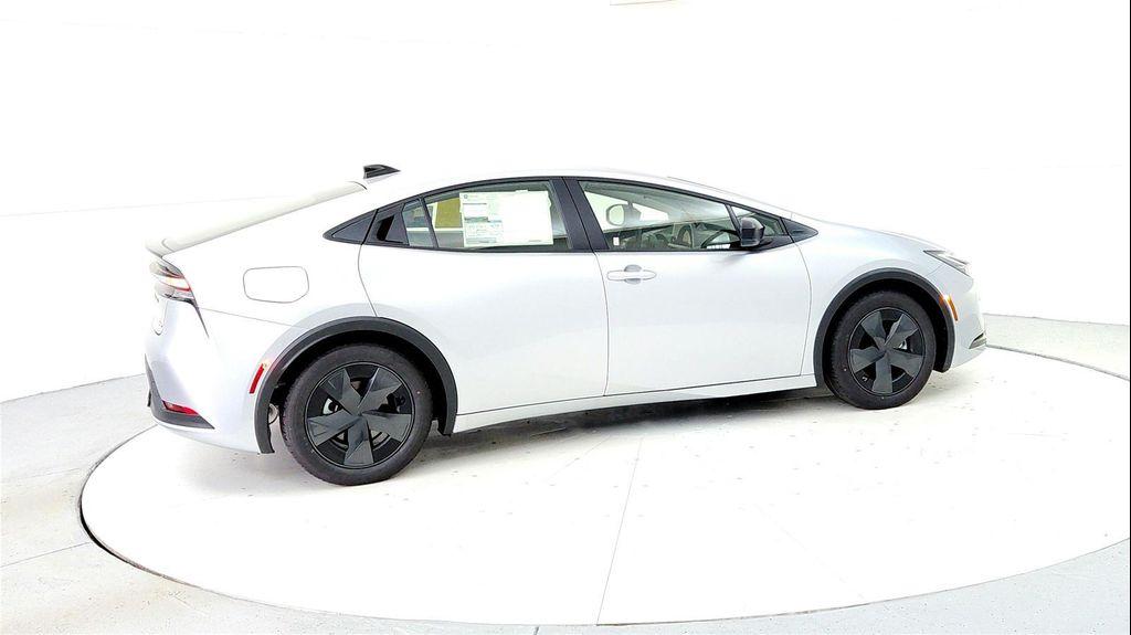 new 2026 Toyota Prius Plug-In Hybrid car, priced at $34,365