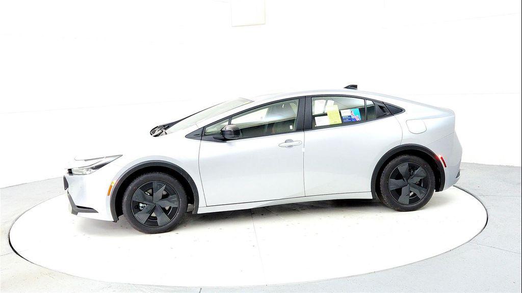 new 2026 Toyota Prius Plug-In Hybrid car, priced at $34,365