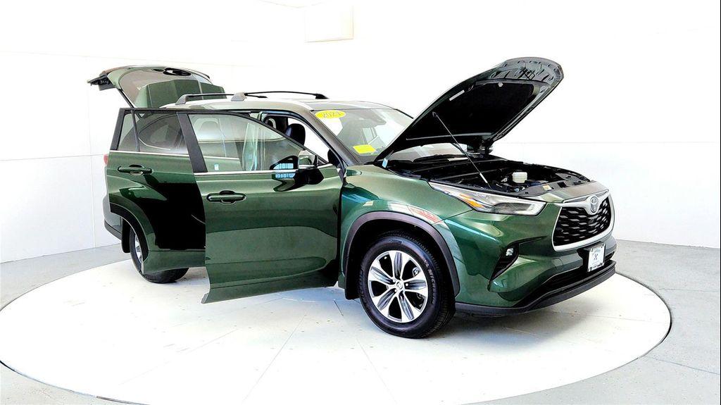 used 2024 Toyota Highlander car, priced at $42,985