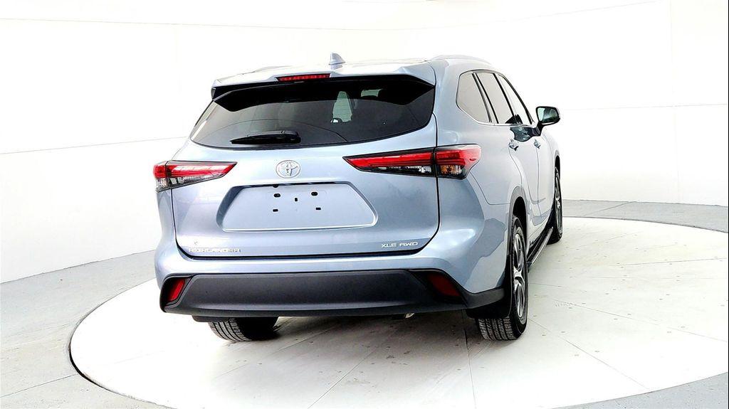 used 2021 Toyota Highlander car, priced at $30,985