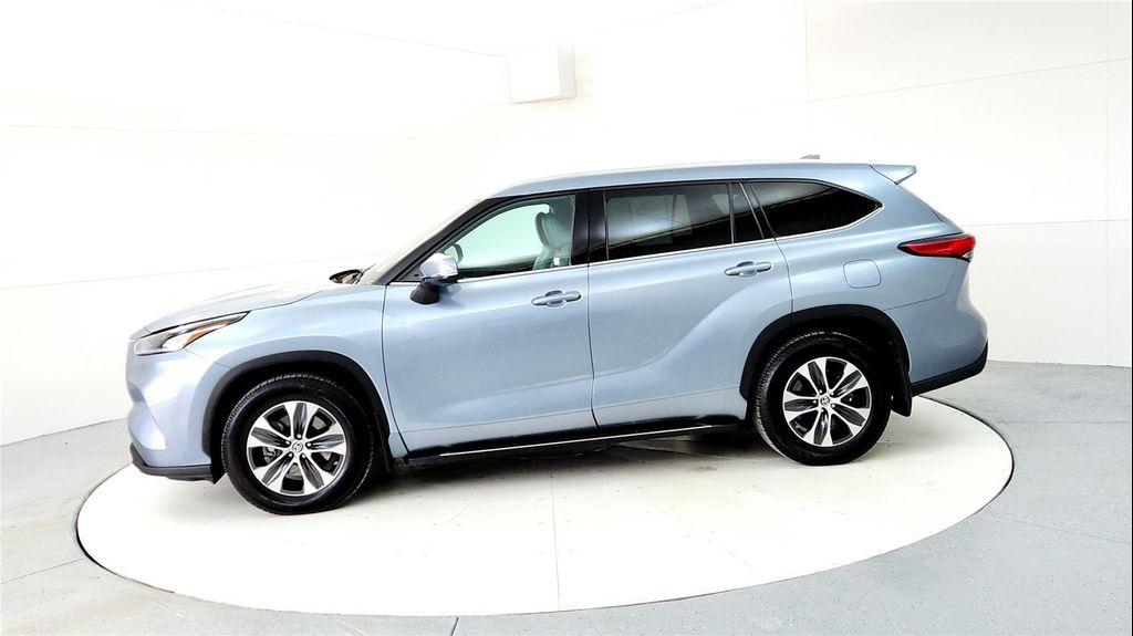 used 2021 Toyota Highlander car, priced at $30,985