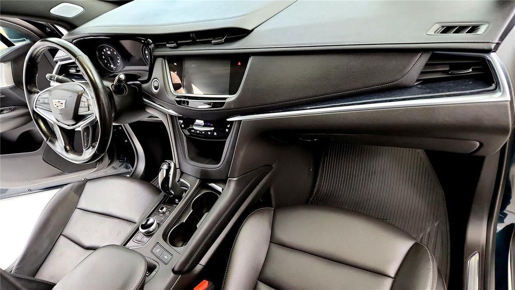 used 2024 Cadillac XT5 car, priced at $44,995