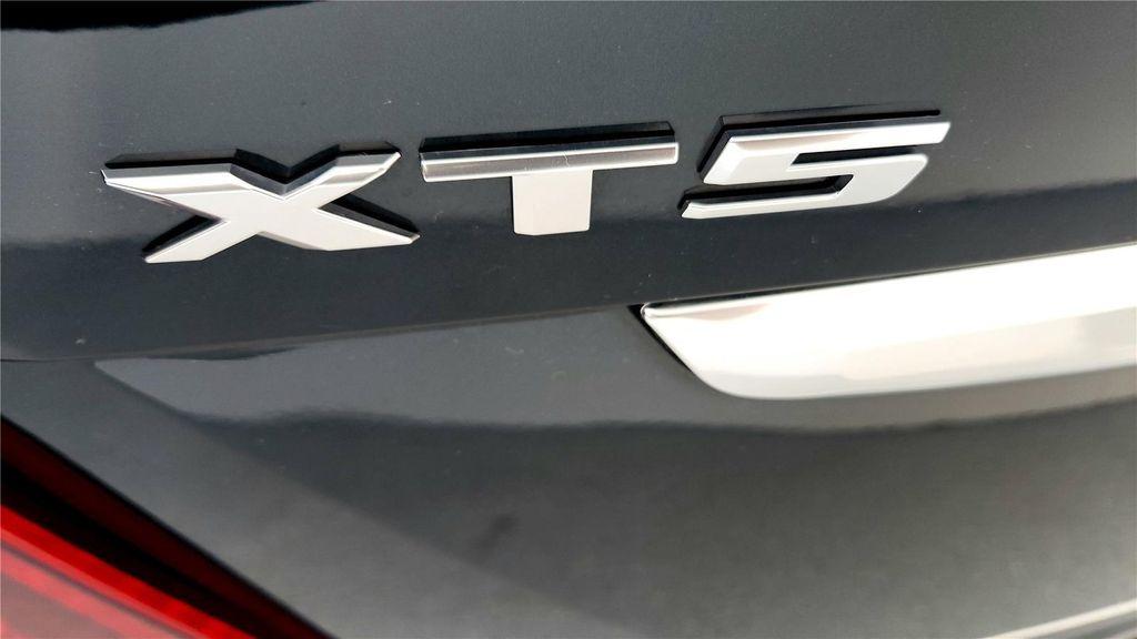 used 2024 Cadillac XT5 car, priced at $44,995