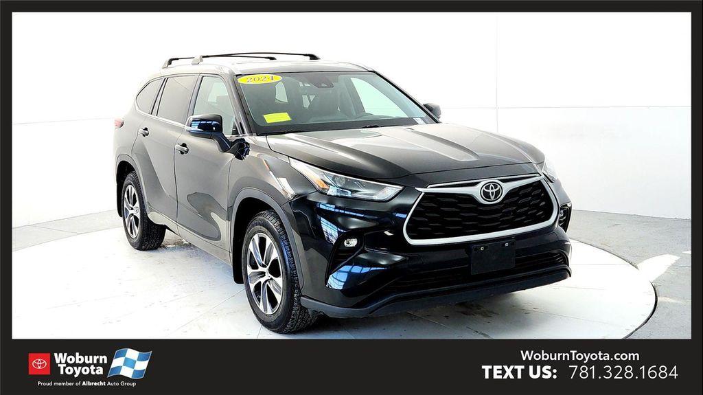 used 2024 Toyota Highlander car, priced at $39,985