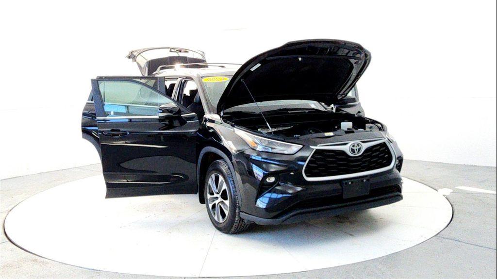 used 2024 Toyota Highlander car, priced at $38,485