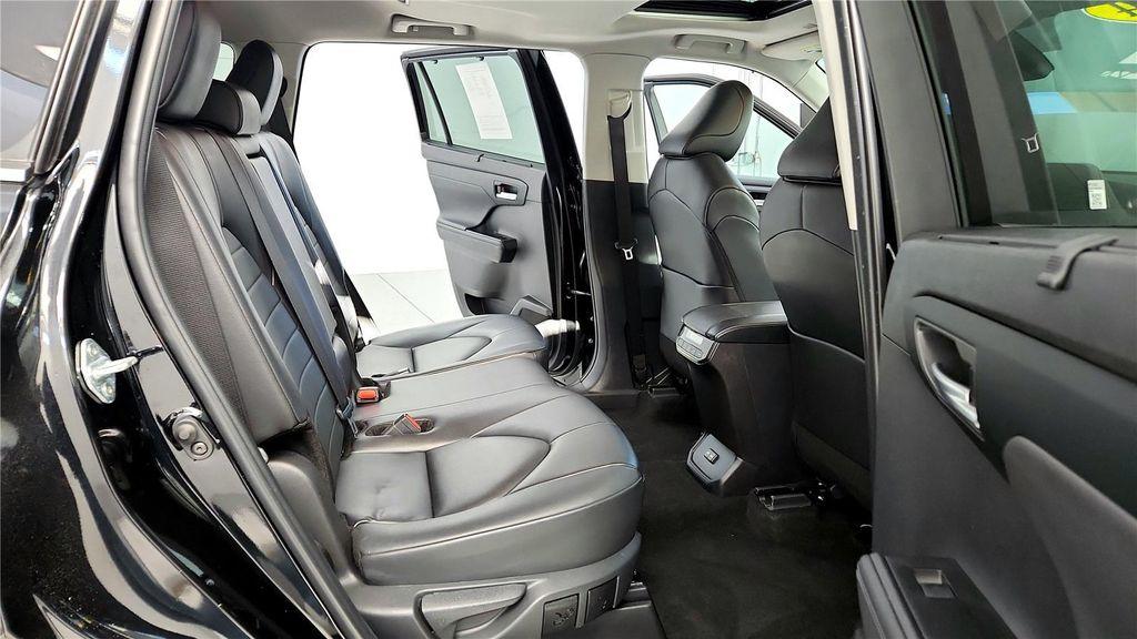 used 2024 Toyota Highlander car, priced at $38,485