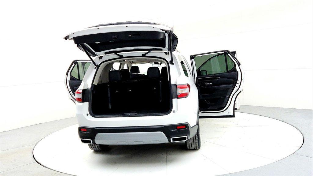 used 2023 Honda Pilot car, priced at $37,685