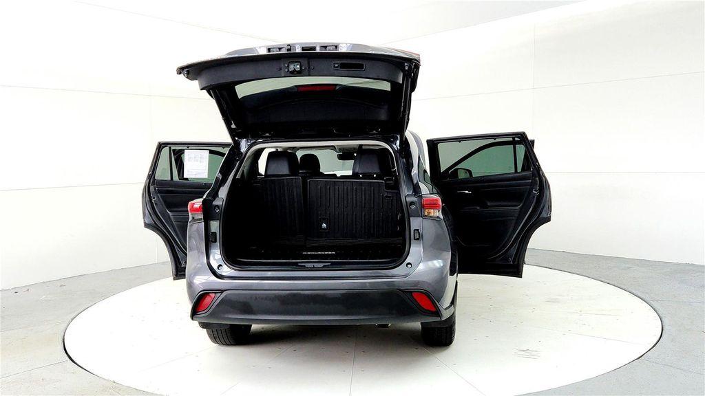 used 2023 Toyota Highlander car, priced at $36,985