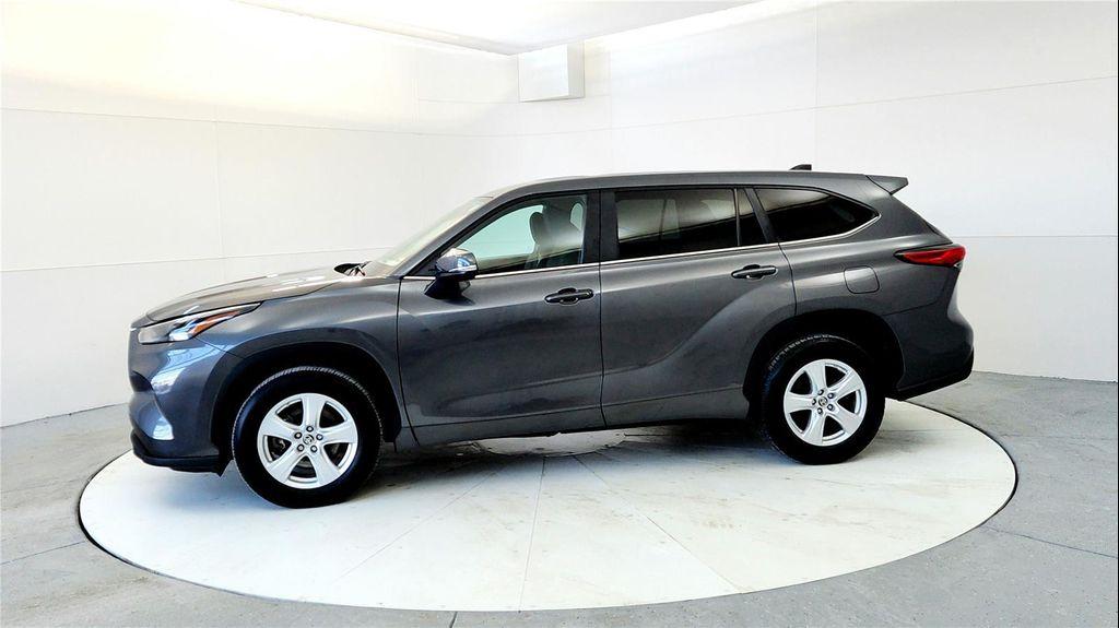 used 2023 Toyota Highlander car, priced at $31,750