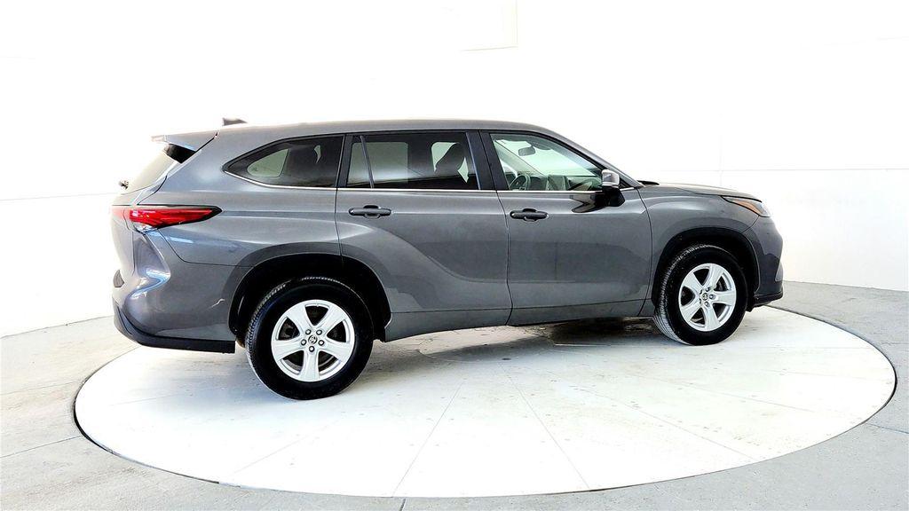 used 2023 Toyota Highlander car, priced at $31,750