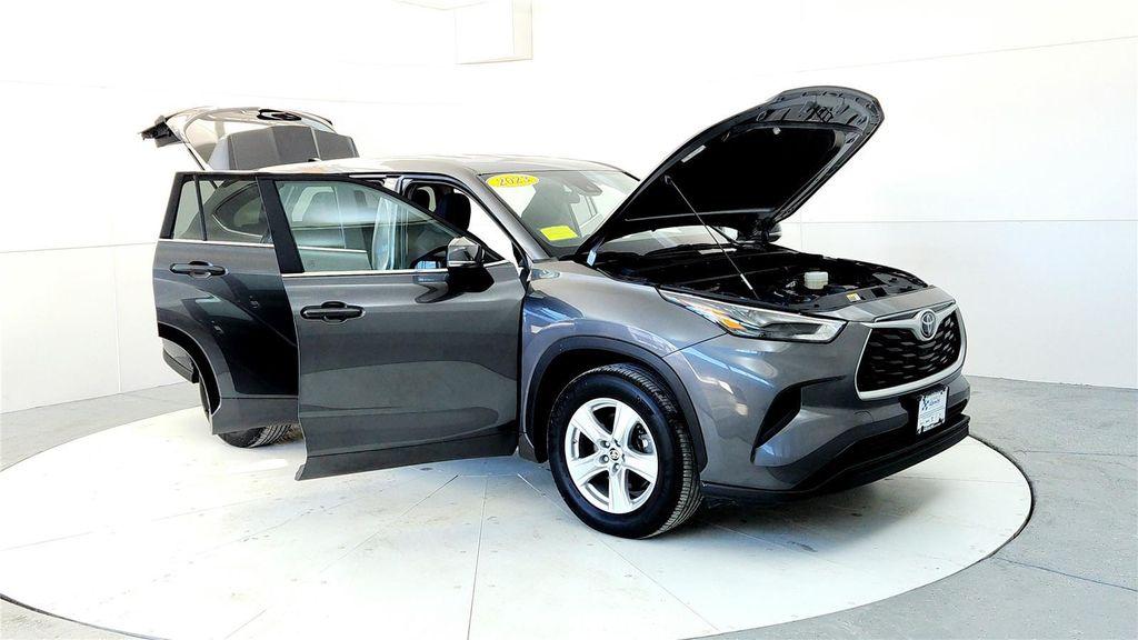 used 2023 Toyota Highlander car, priced at $31,750