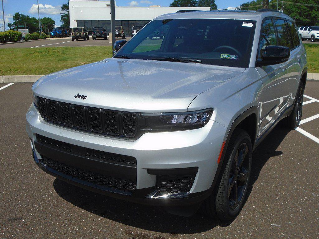new 2025 Jeep Grand Cherokee L car, priced at $44,062