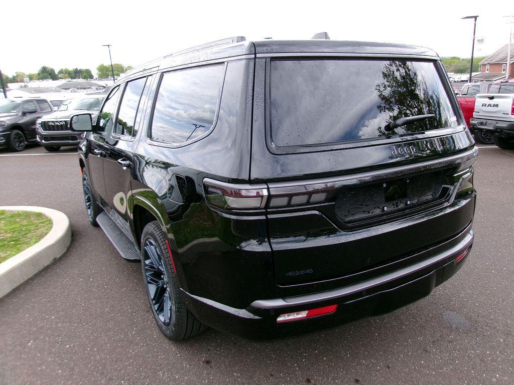 new 2026 Jeep Grand Wagoneer car, priced at $76,502