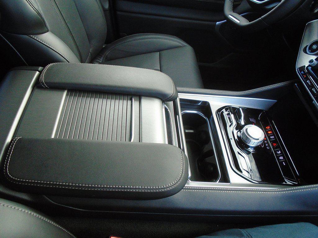 new 2025 Jeep Wagoneer car, priced at $72,228