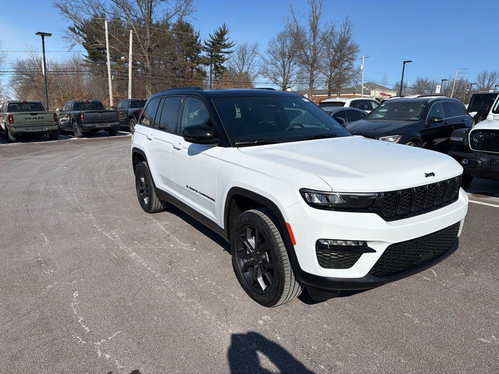 new 2025 Jeep Grand Cherokee car, priced at $49,600