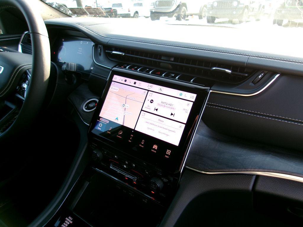 new 2025 Jeep Grand Cherokee car, priced at $55,343