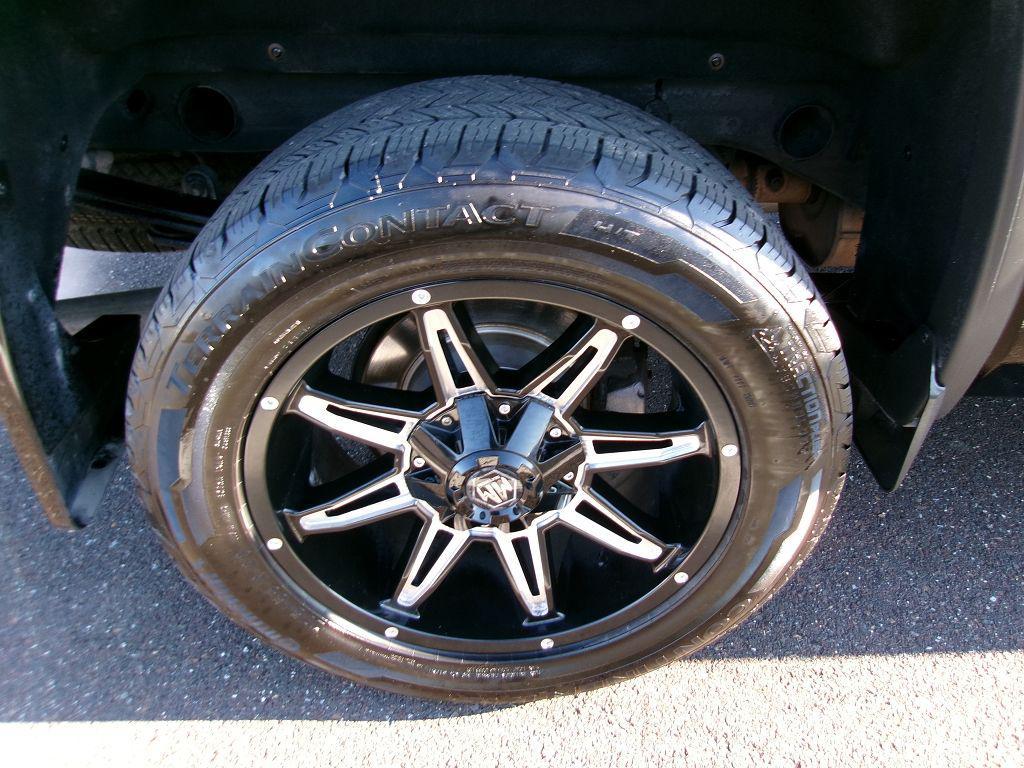 used 2017 GMC Sierra 1500 car, priced at $26,990