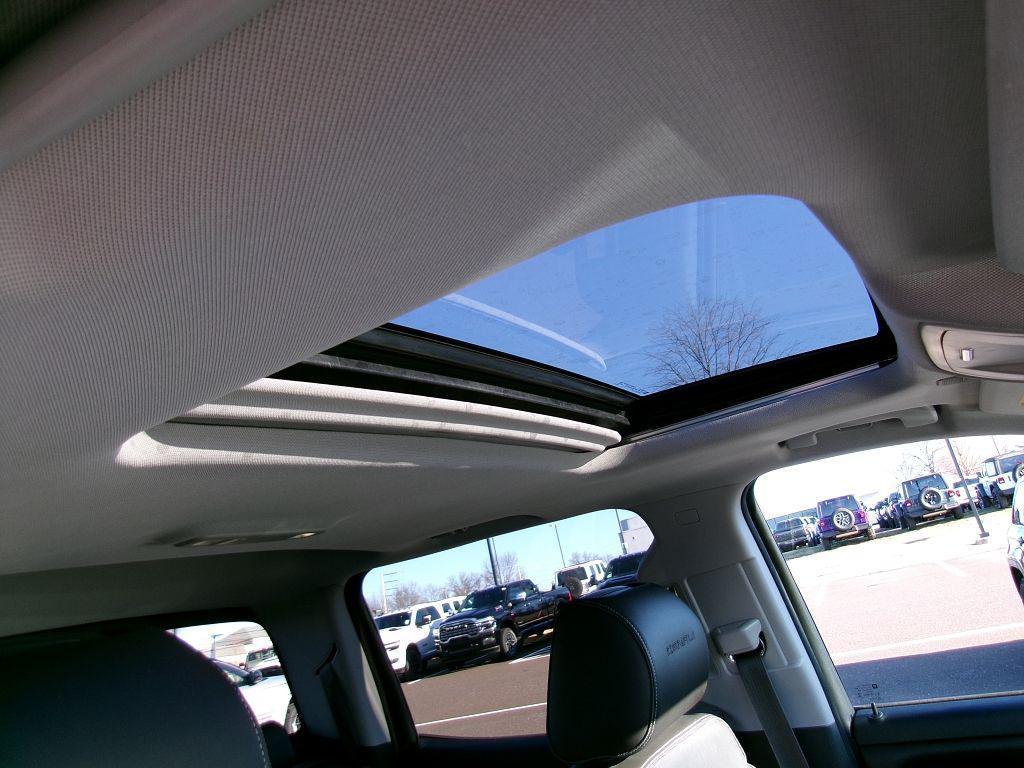 used 2017 GMC Sierra 1500 car, priced at $26,990