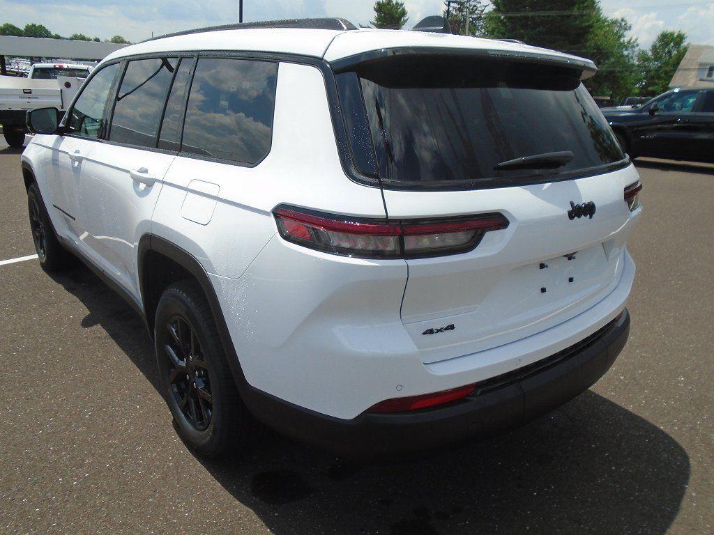 new 2025 Jeep Grand Cherokee L car, priced at $42,942