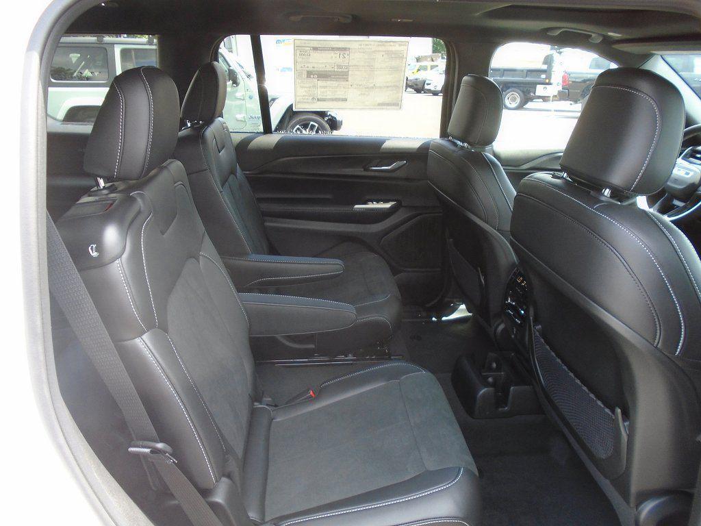 new 2025 Jeep Grand Cherokee L car, priced at $42,942